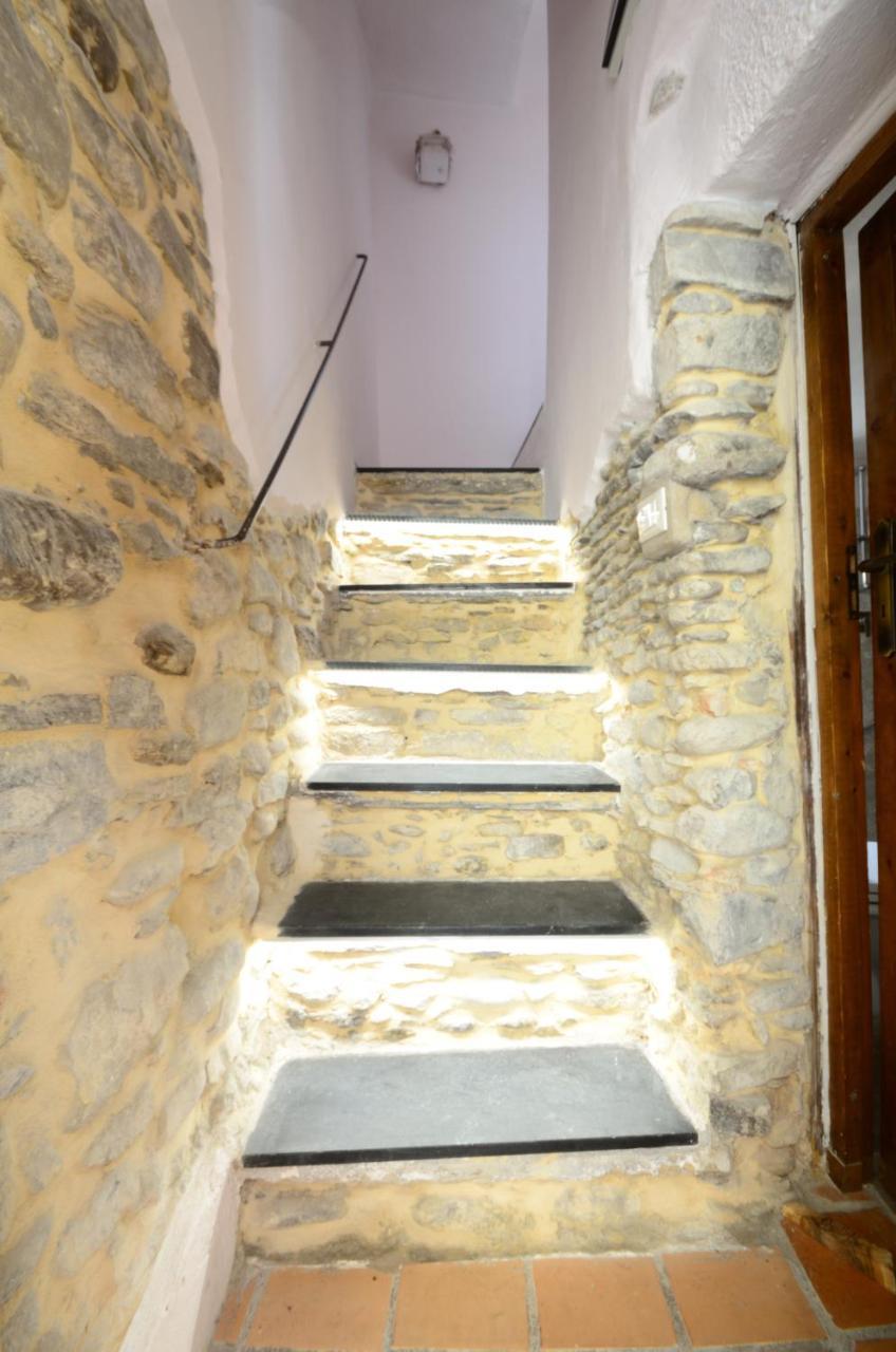 Appartement L'Antica Torre à Dolceacqua Extérieur photo