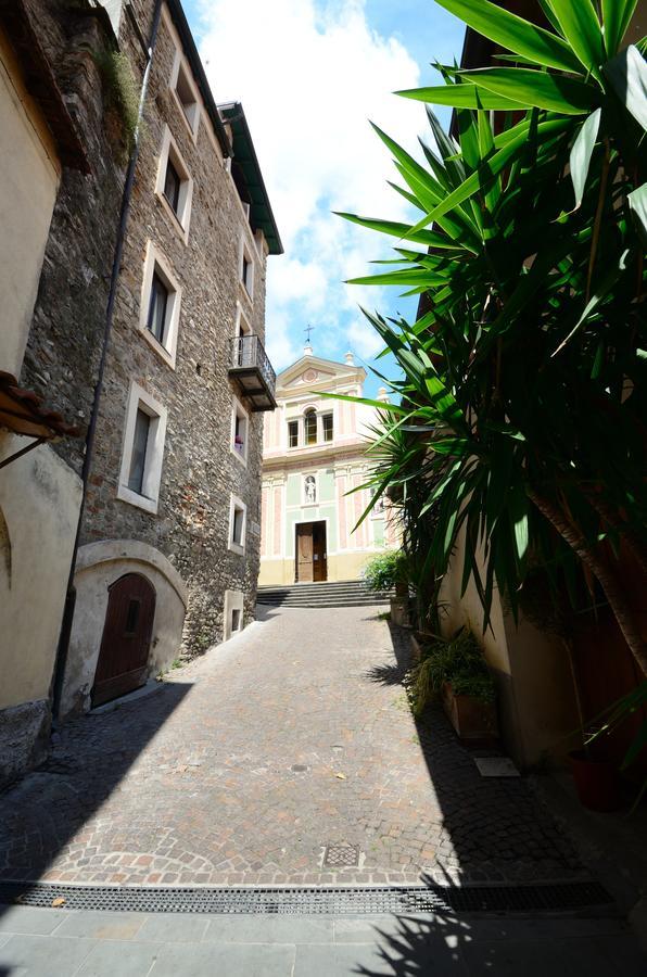 Appartement L'Antica Torre à Dolceacqua Extérieur photo