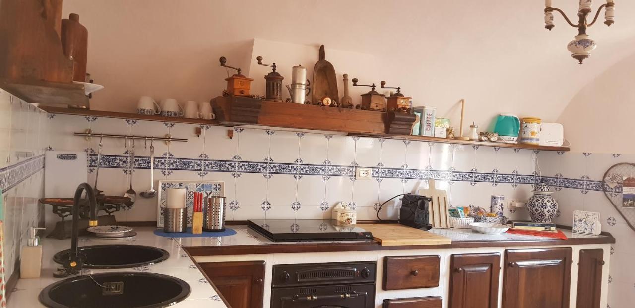 Appartement L'Antica Torre à Dolceacqua Extérieur photo
